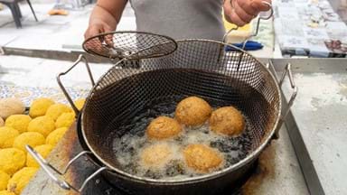 <p>Street food in Palermo</p>