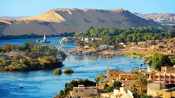 Cruise the Nile