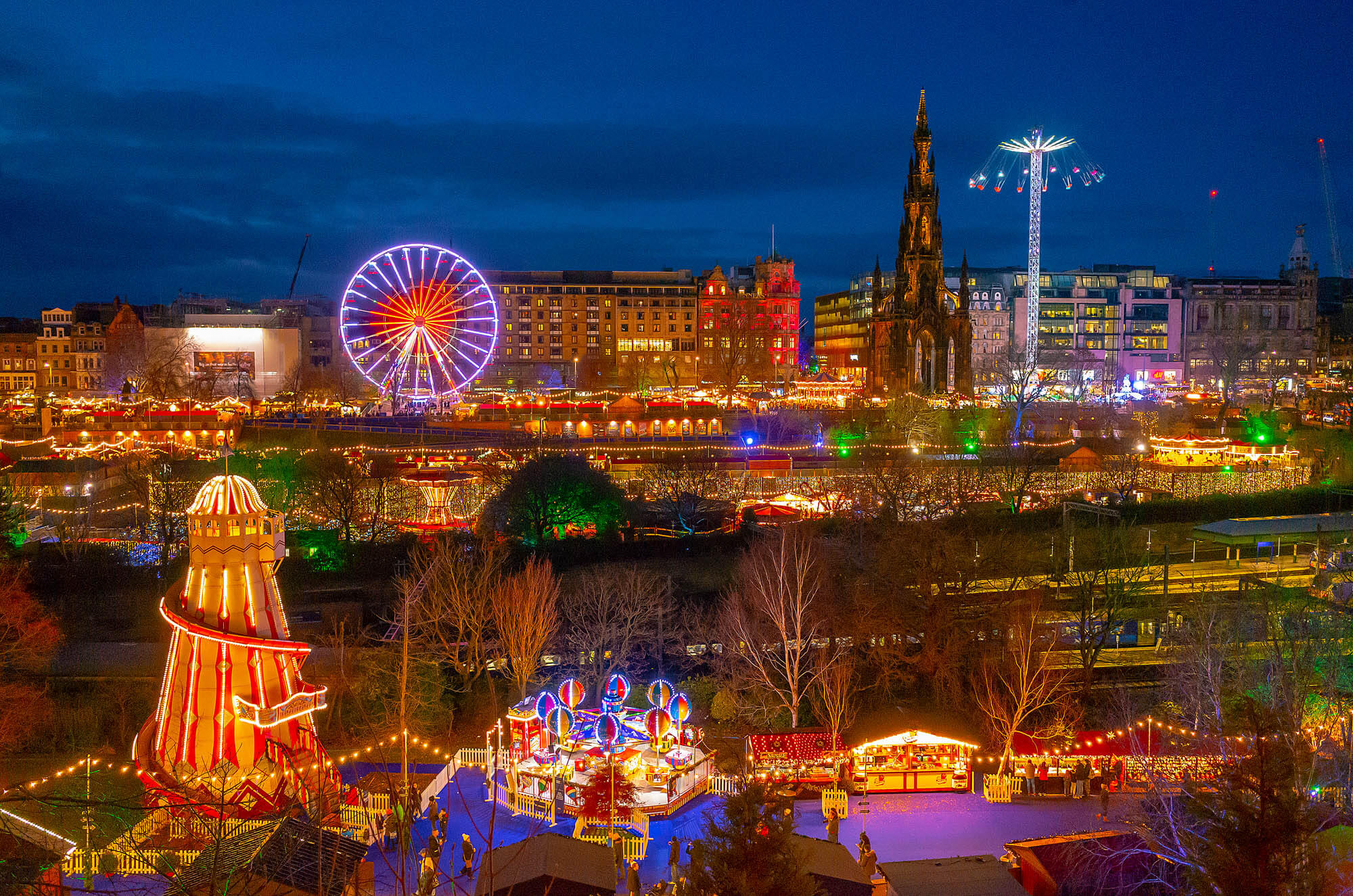 Edinburgh Christmas Markets Break 2021/2022 | Newmarket Holidays